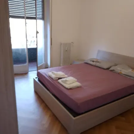 Viale Monza Gorla M1 Lägenhet Milano
