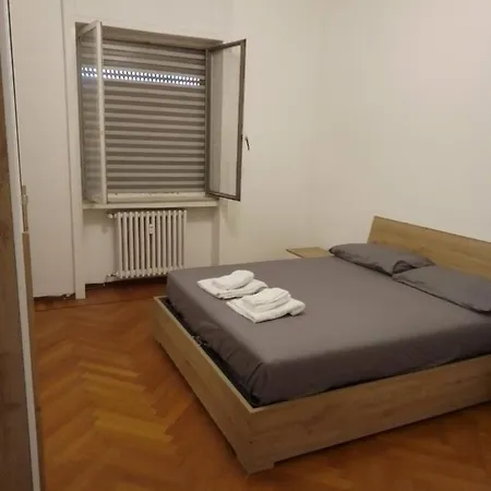 Lägenhet Viale Monza Gorla M1 Milano