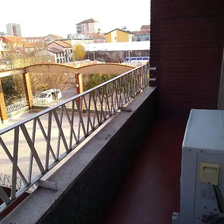 Apartment Viale Monza Gorla M1
