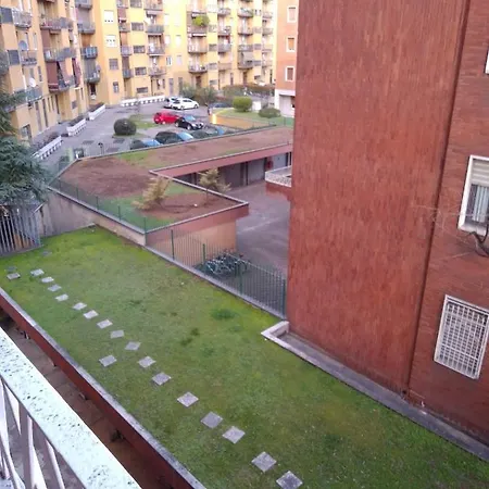 Viale Monza Gorla M1 Apartment