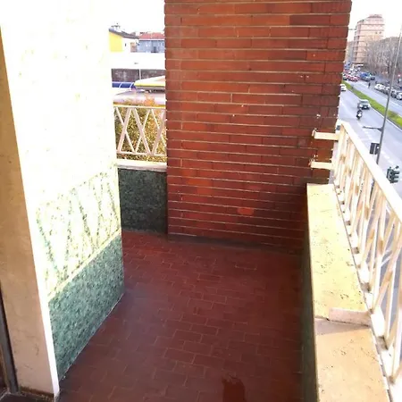 Apartment Viale Monza Gorla M1 Milan